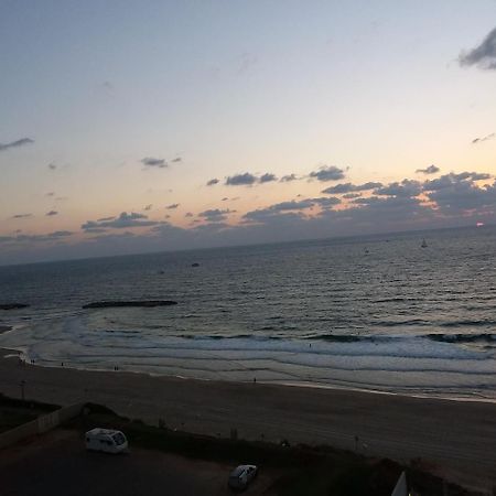 Отель Beach Dream Herzliya Экстерьер фото