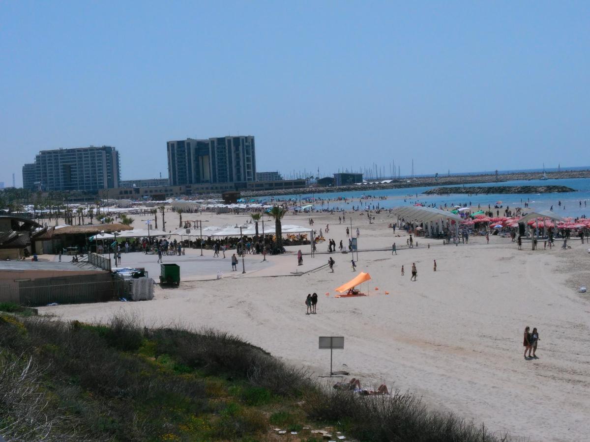 Отель Beach Dream Herzliya Экстерьер фото