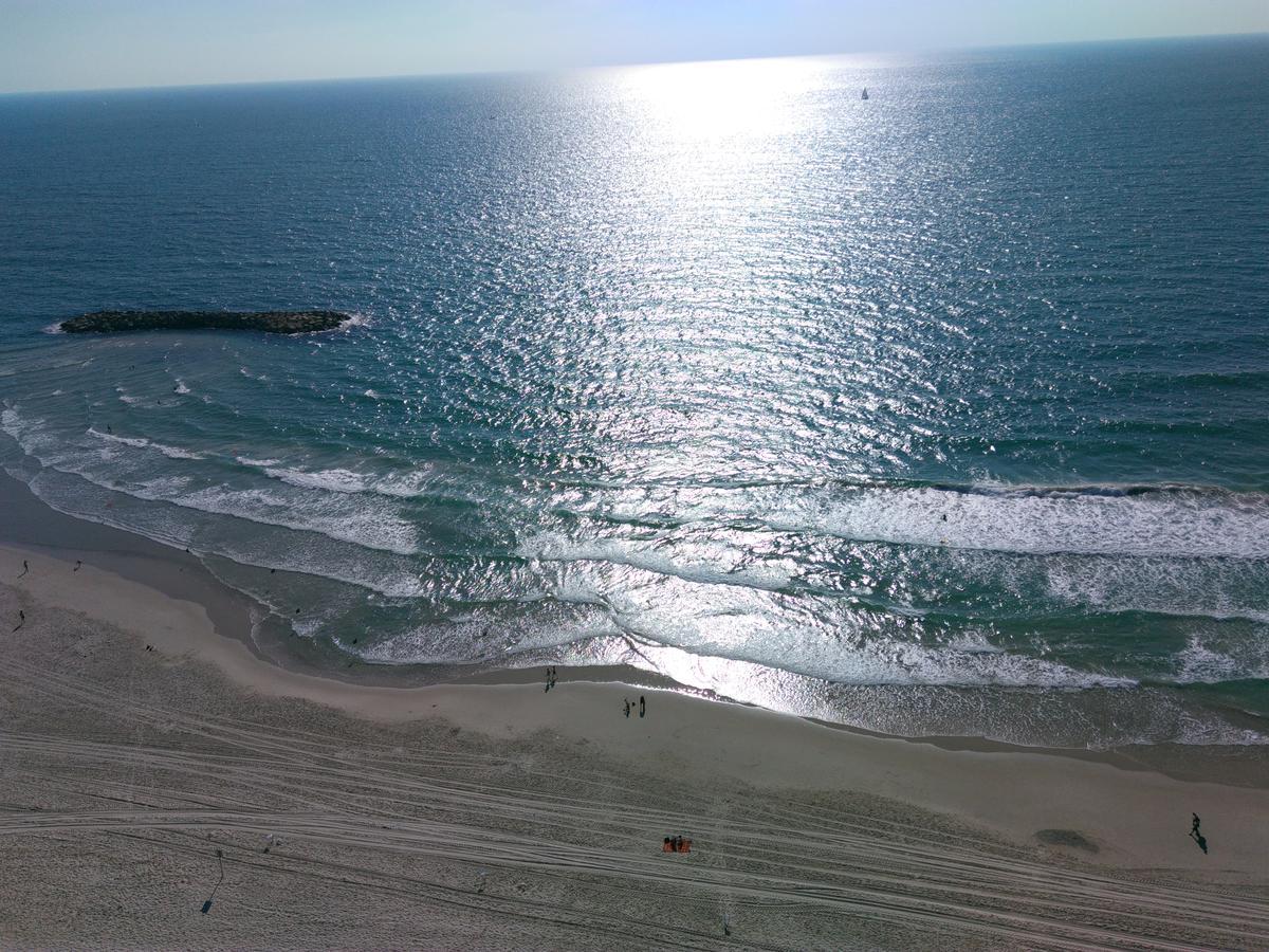 Отель Beach Dream Herzliya Экстерьер фото